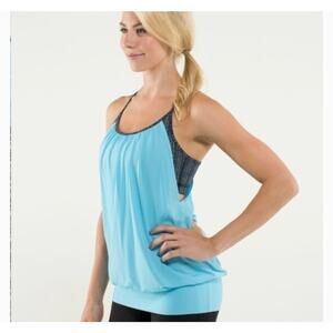 Lululemon women’s bra tank top combo size medium  (No limits tank)